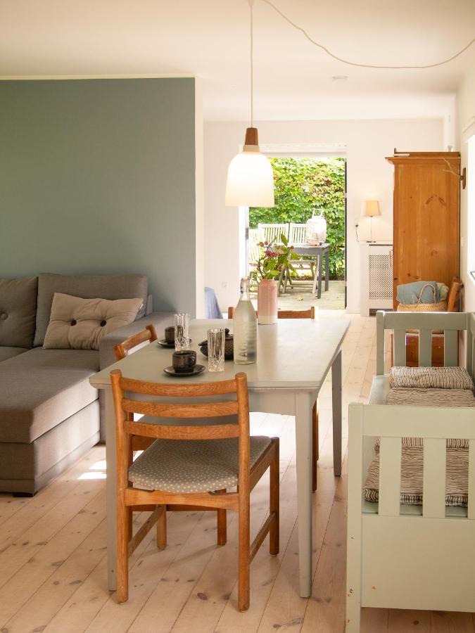 Kamilla's Cottage, 1 Km. From The *