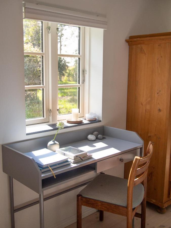 Kamilla's Cottage, 1 Km. From The Holiday home Stege